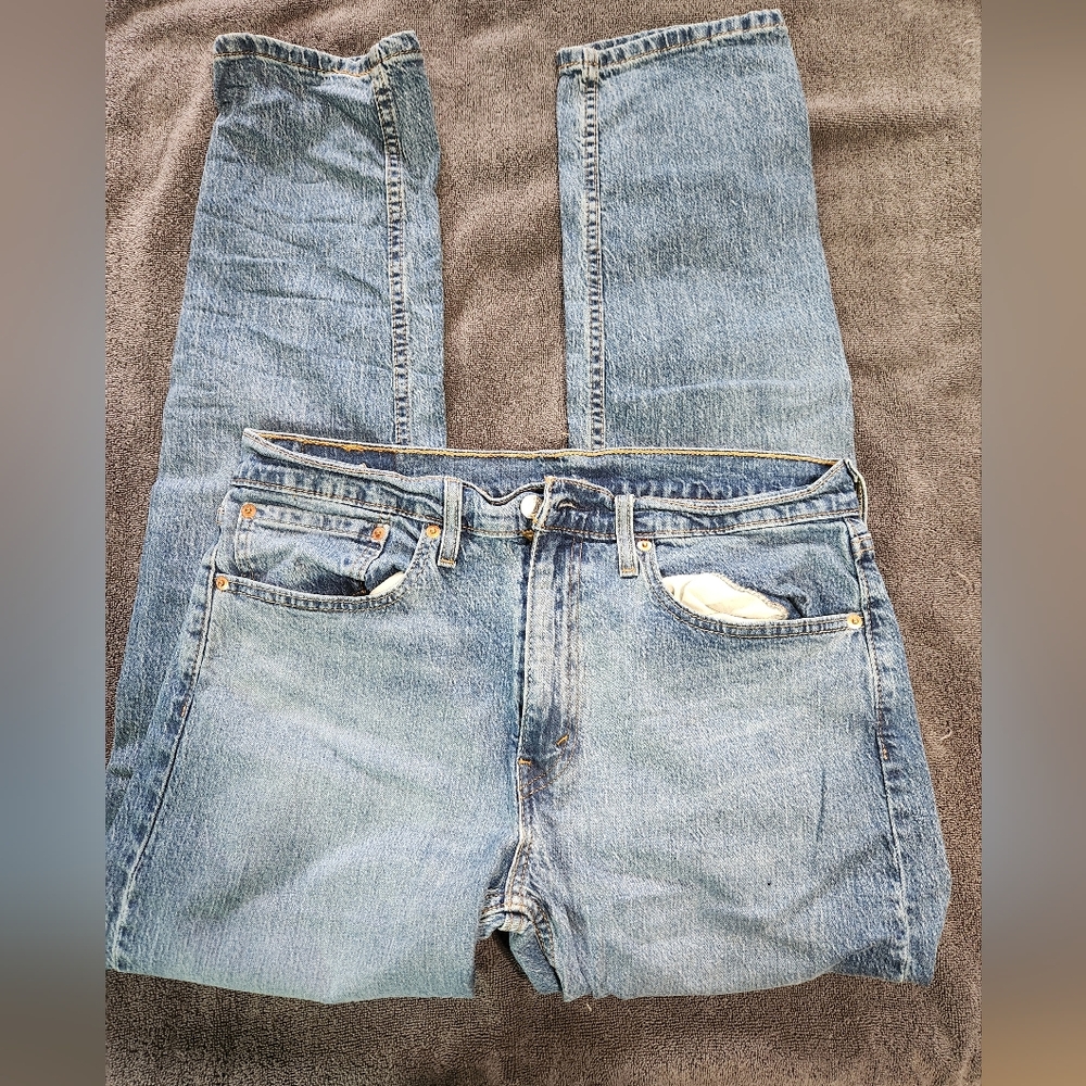 Levi's Men's Straight Jeans - Classic Blue.  34 x 32 502.  EUC